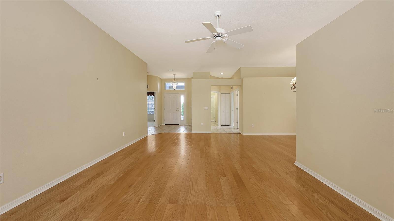 Venice, FL 34292,201 VESTAVIA DR