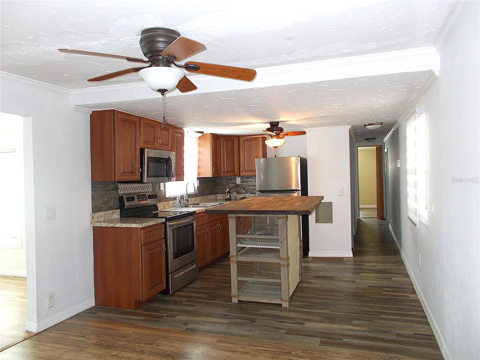 Venice, FL 34285,373 LONGWOOD DR