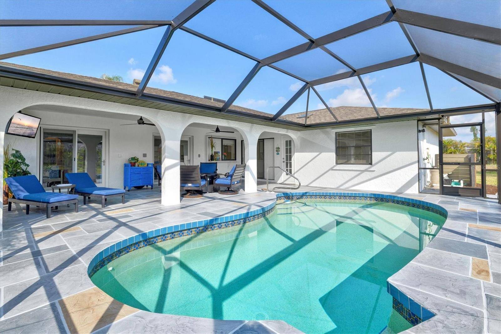 Rotonda West, FL 33947,269 MARK TWAIN LN