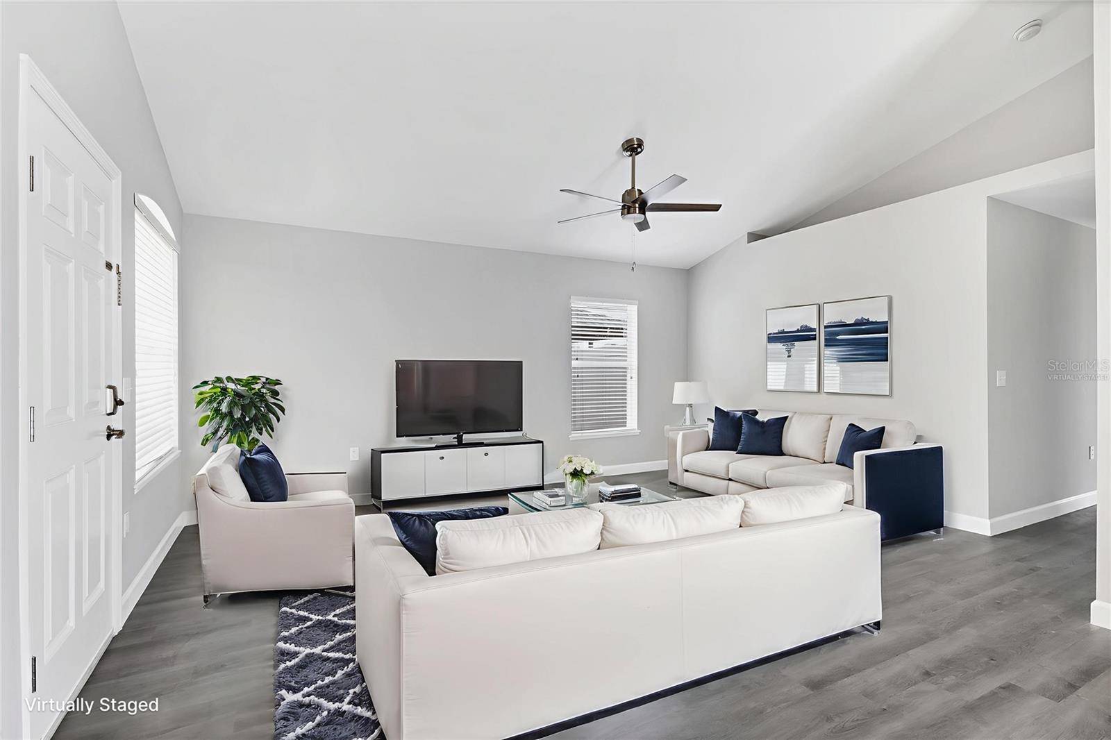 Ruskin, FL 33570,711 BRENTON LEAF DR
