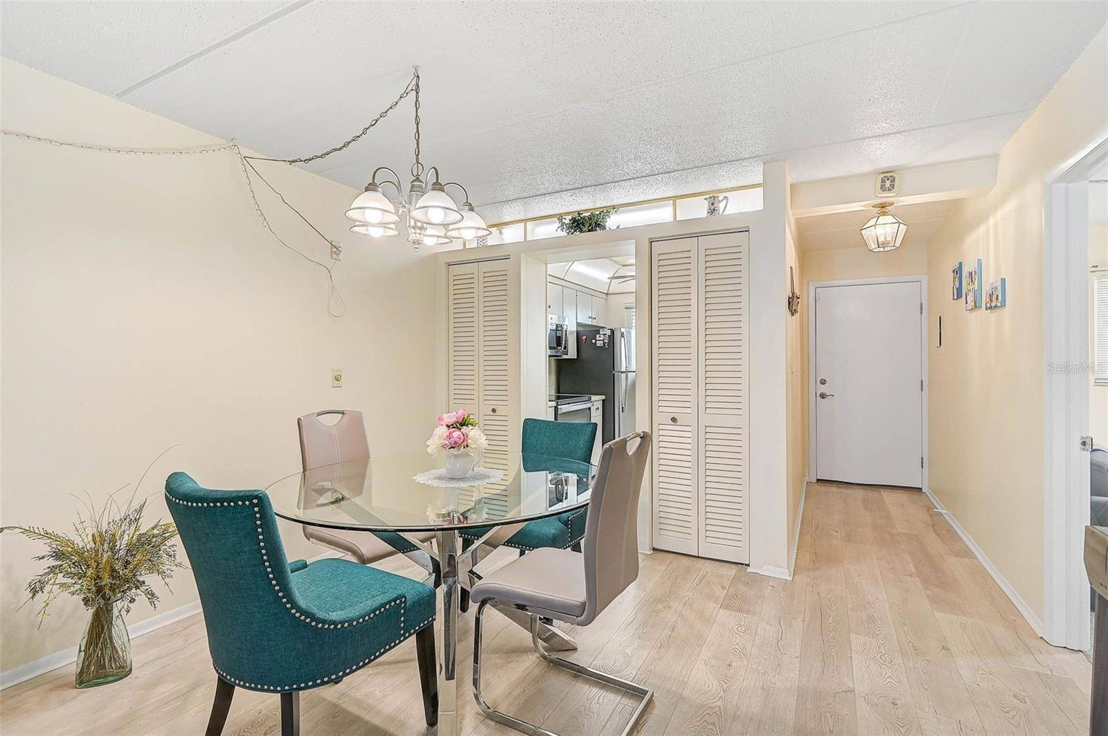 Venice, FL 34285,708 TAMIAMI TRL S #115