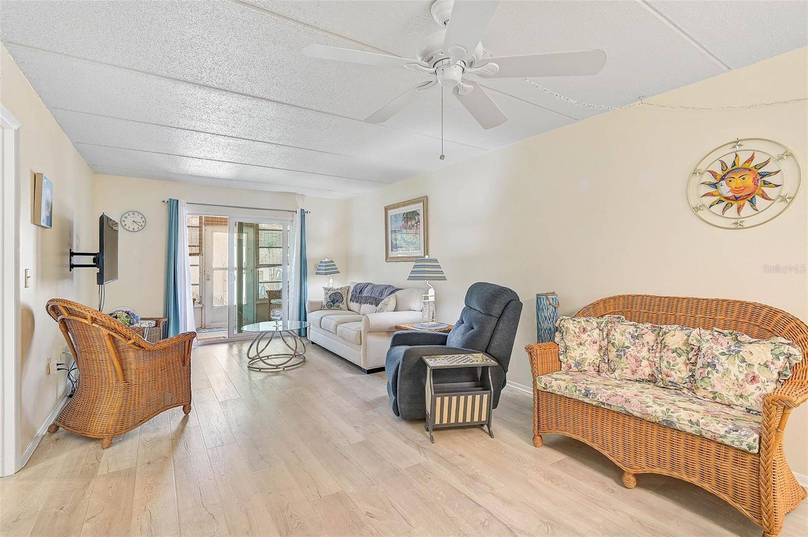 Venice, FL 34285,708 TAMIAMI TRL S #115