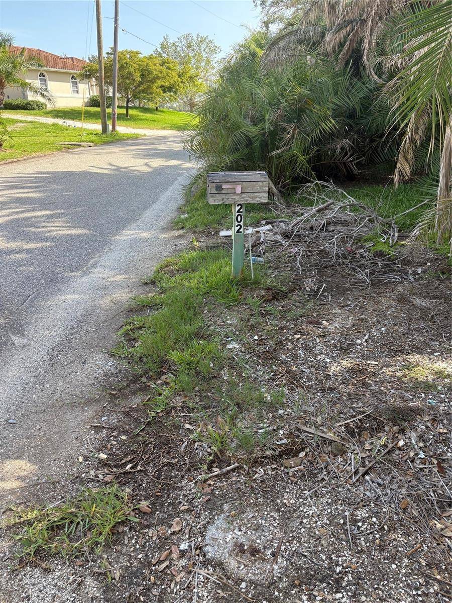 Nokomis, FL 34275,202 BAYVIEW Pkwy