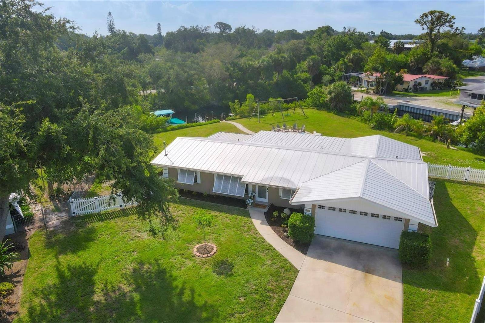 Nokomis, FL 34275,458 CEIL CT