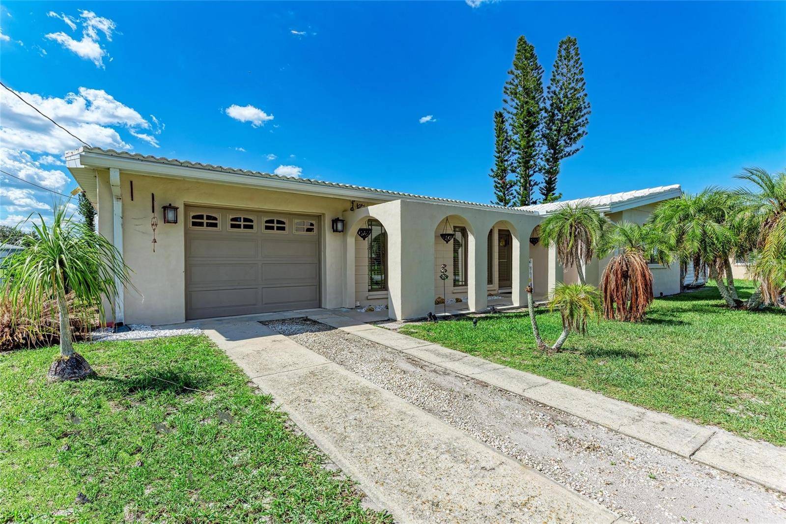 Punta Gorda, FL 33983,27192 SAN MARINO DR