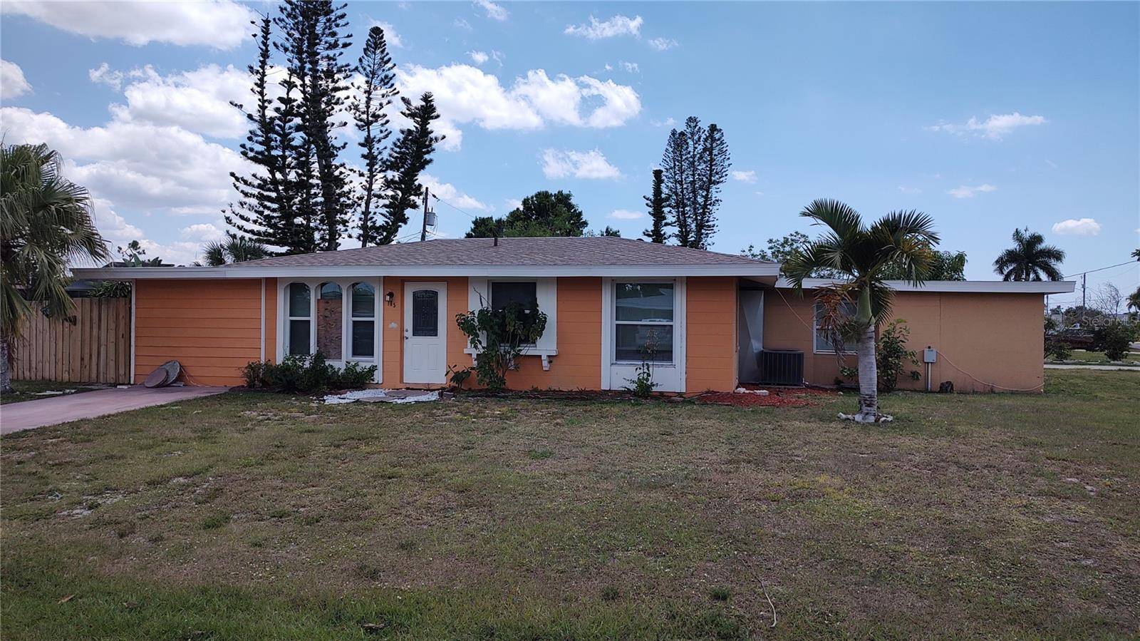 Port Charlotte, FL 33952,105 DARTMOUTH DR NW