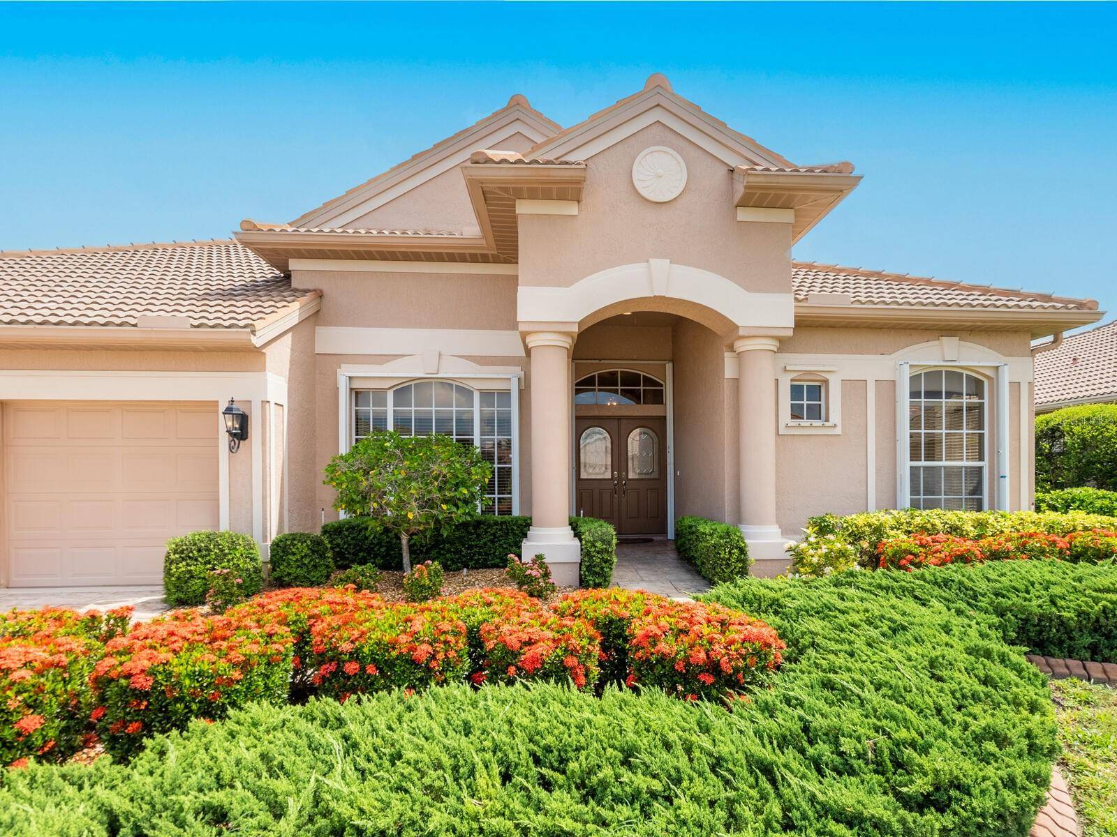 Venice, FL 34285,355 SWALLOW CIR