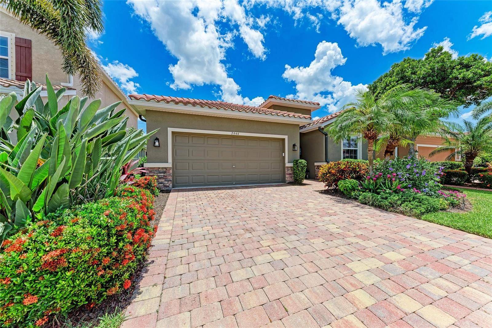 Sarasota, FL 34243,2944 ORIOLE DR