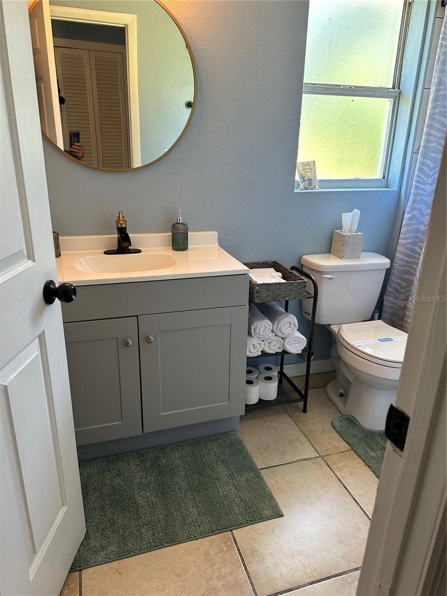 Nokomis, FL 34275,700 FOREST ST