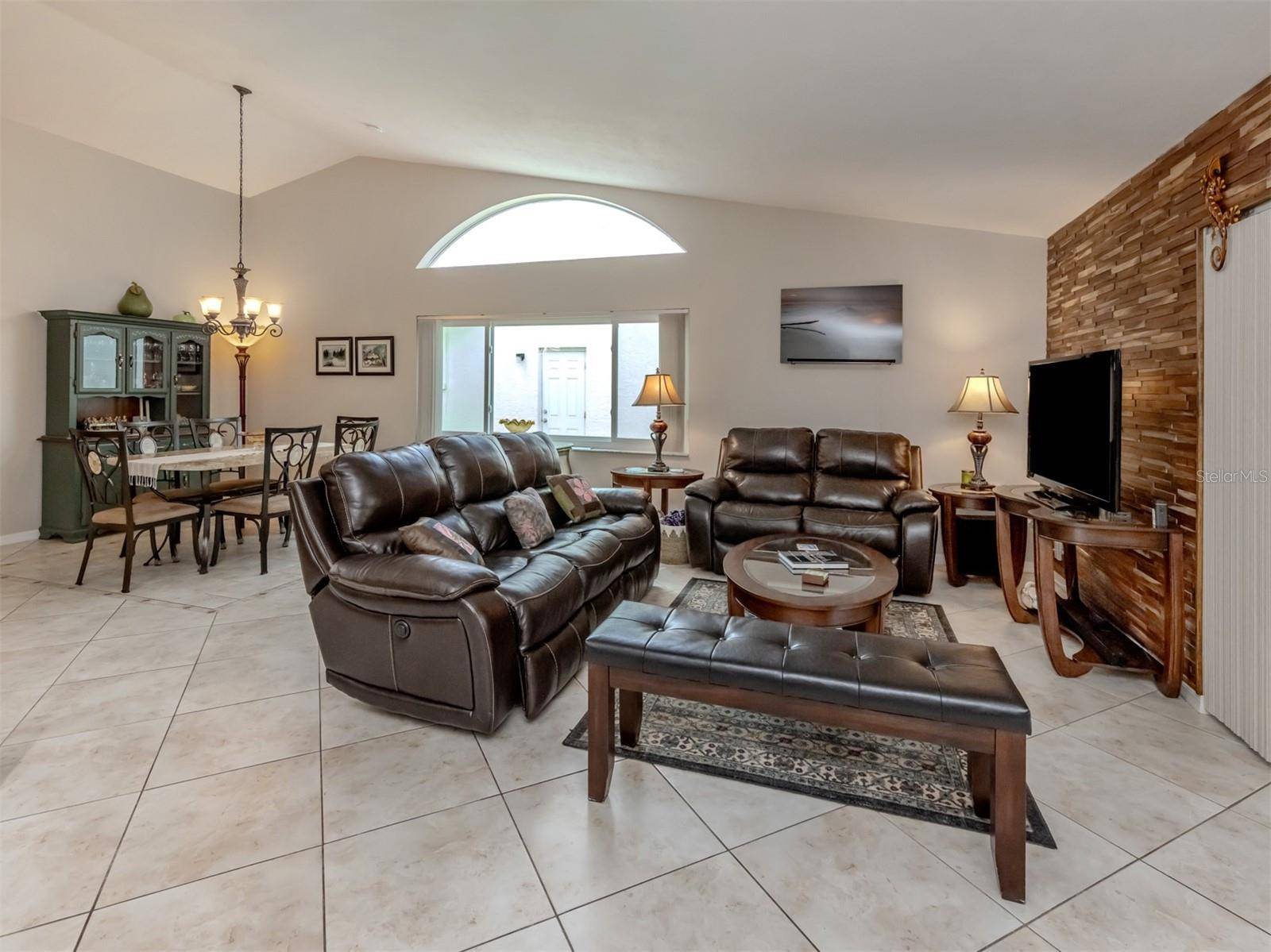 Venice, FL 34293,4176 SUMMERTREE RD