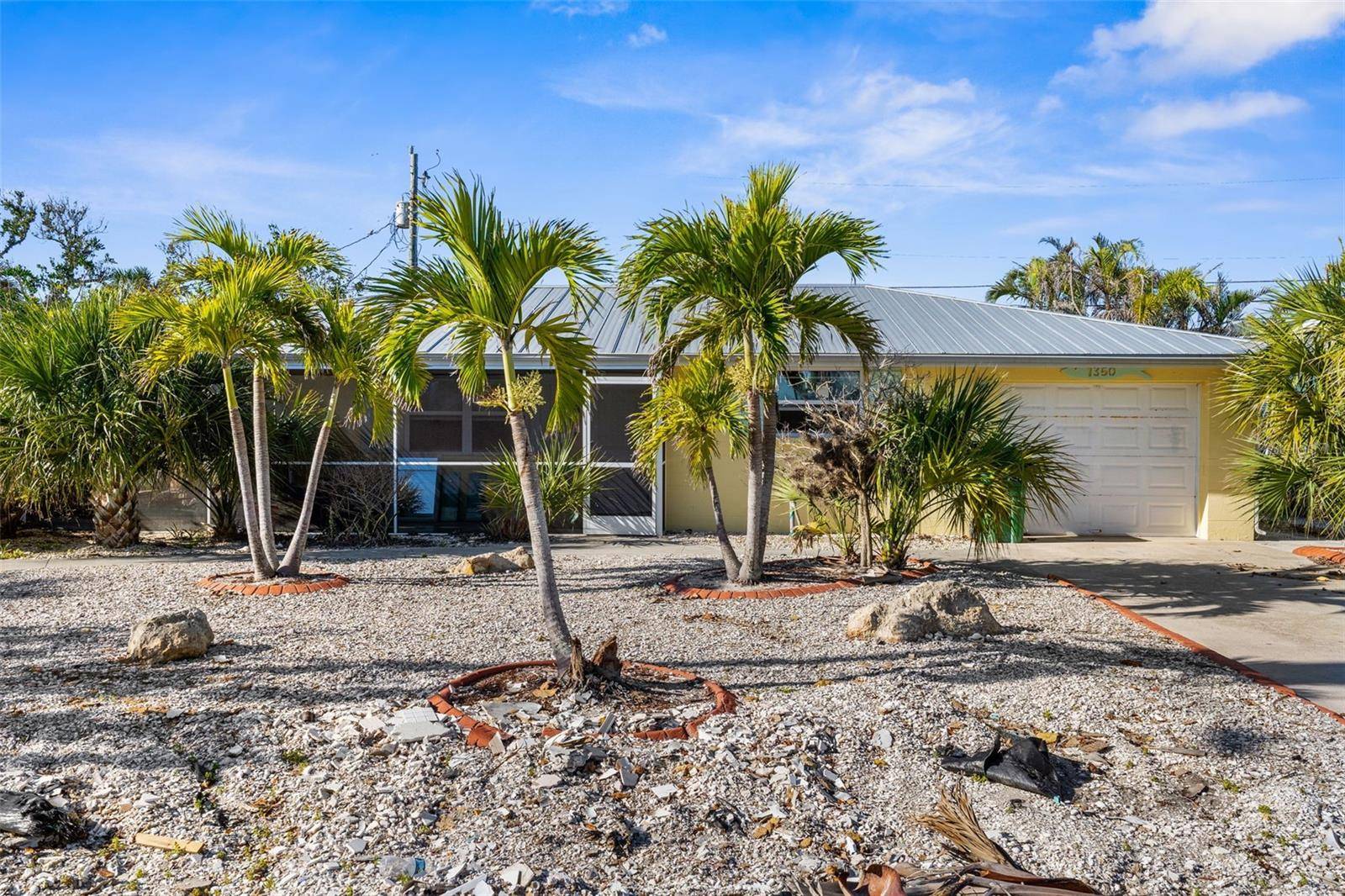 Englewood, FL 34223,1350 HOLIDAY DR