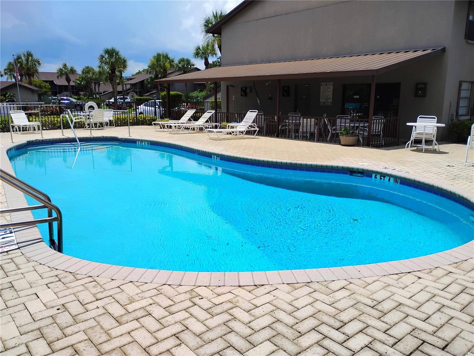 Venice, FL 34292,927 CAPRI ISLES BLVD #8