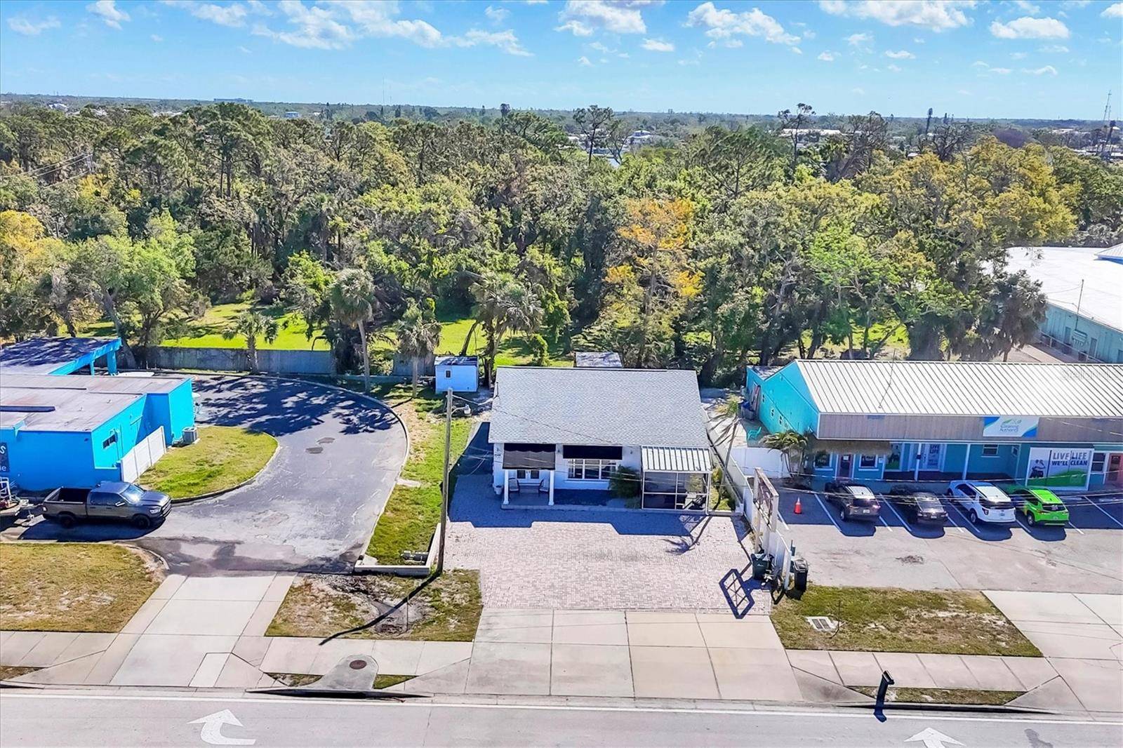 Nokomis, FL 34275,109 TAMIAMI TRL S