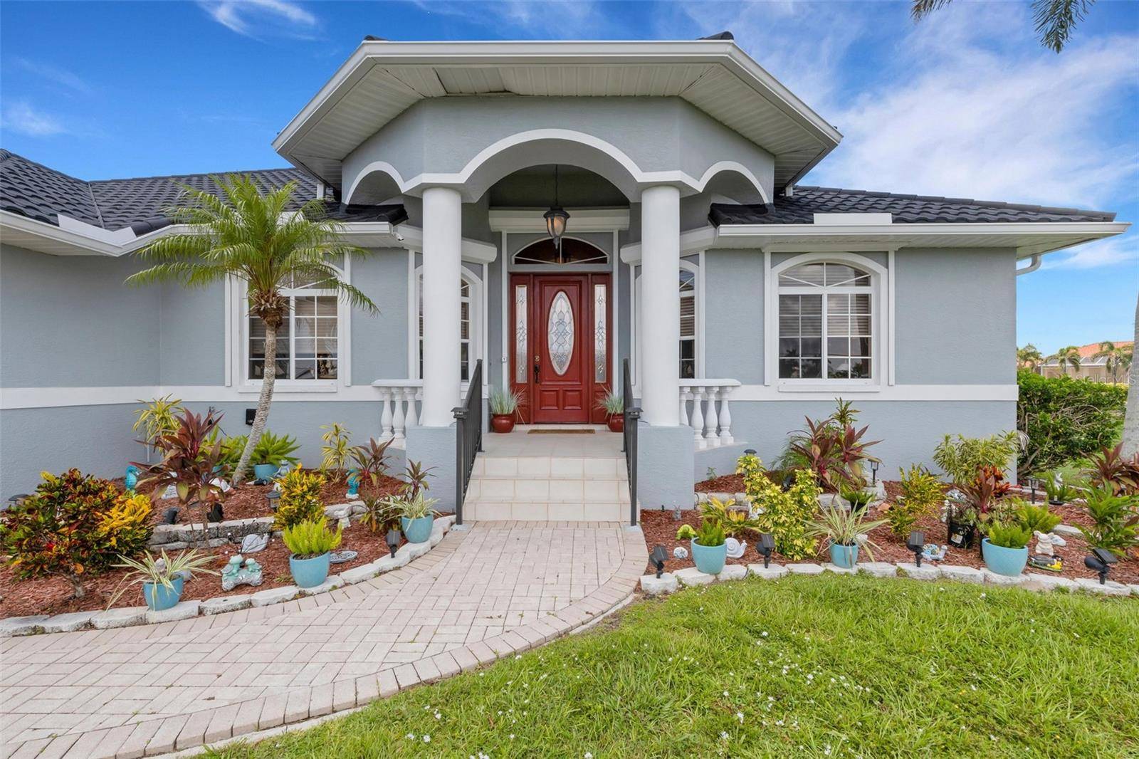 Punta Gorda, FL 33950,5001 ALMAR DR