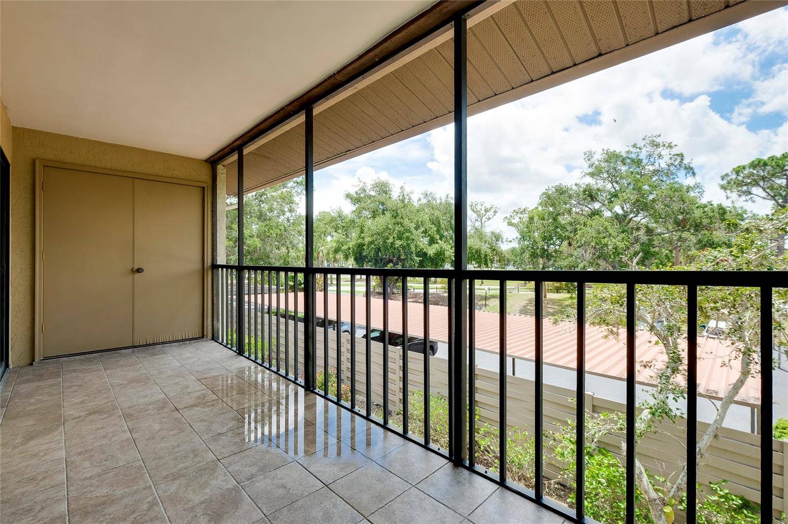 Venice, FL 34285,650 BIRD BAY DR E #203