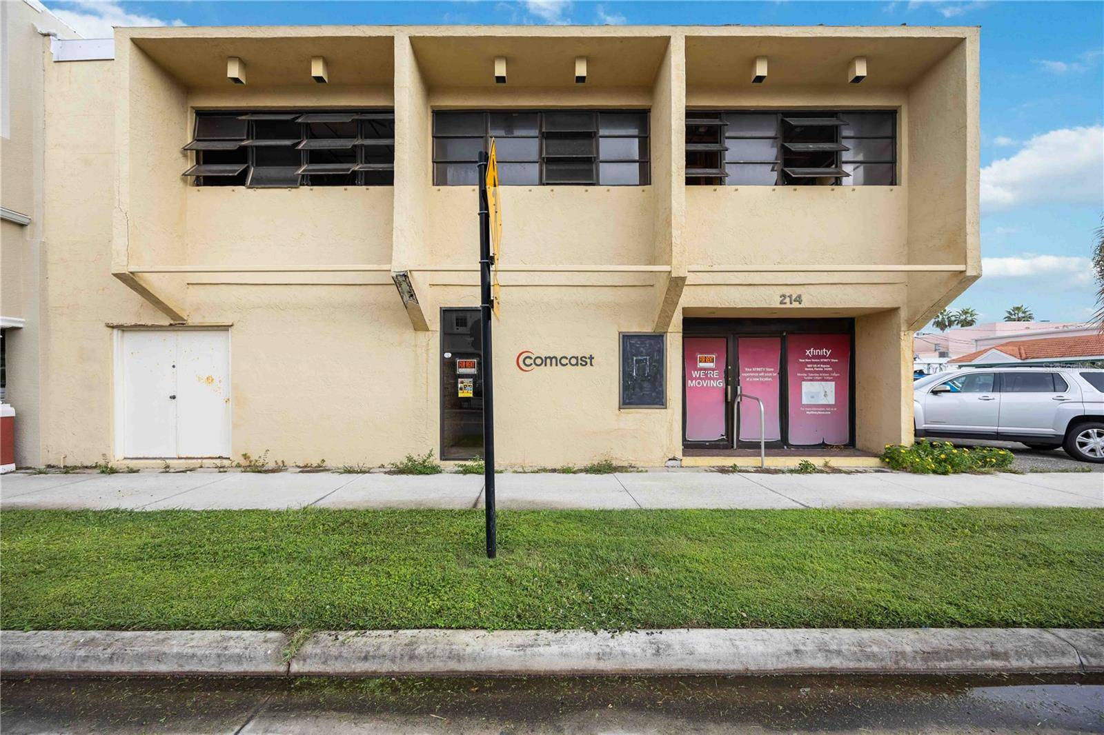 Venice, FL 34285,214 MIAMI AVE E