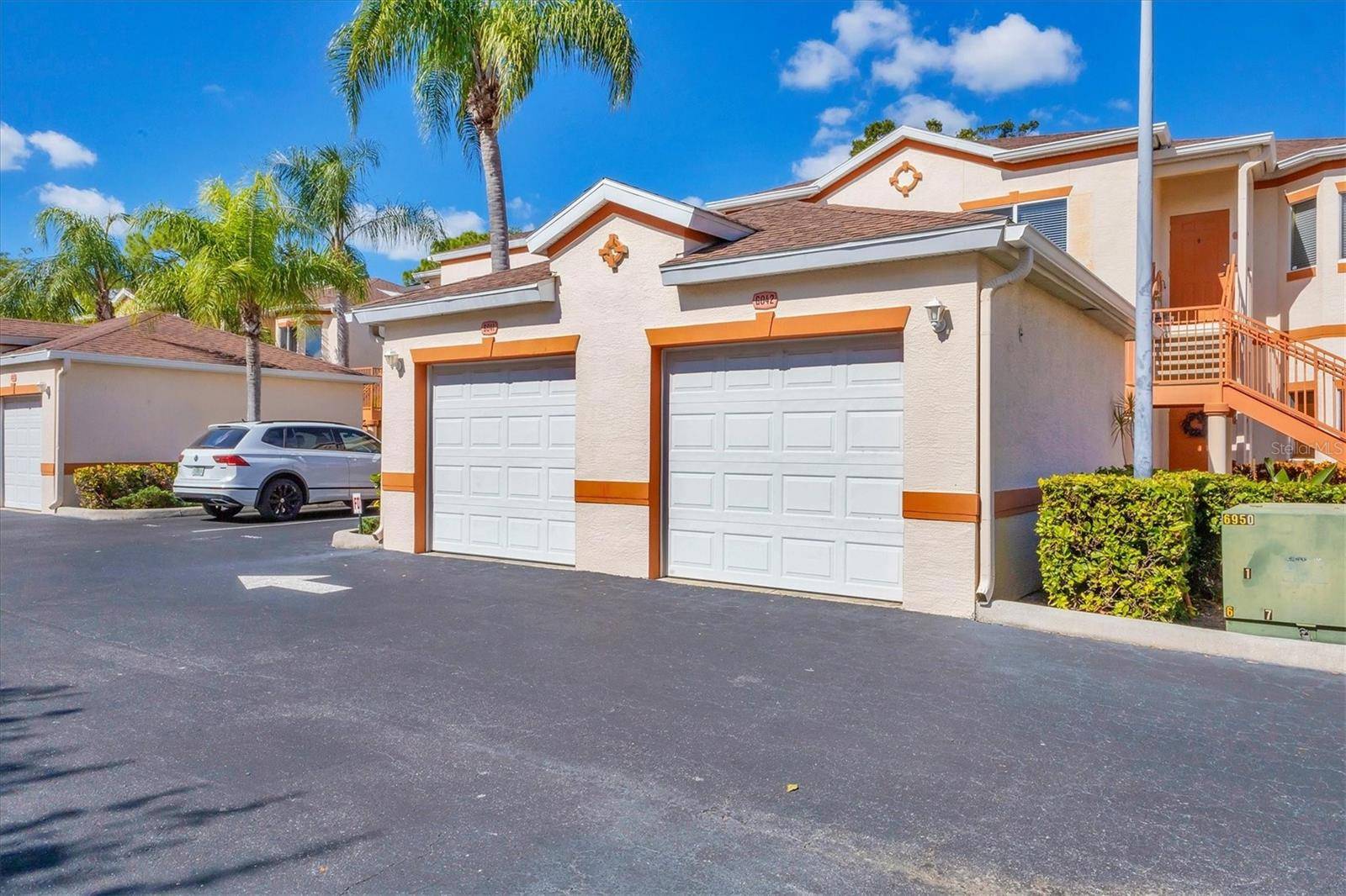 Sarasota, FL 34233,3921 MEDITERRANEA CIR #212