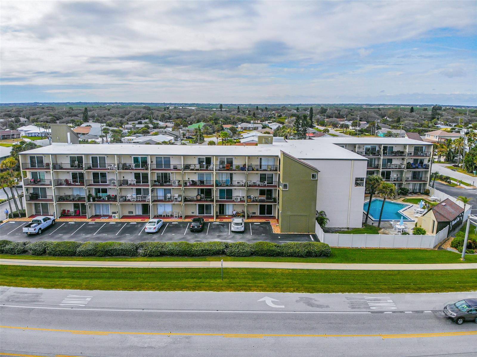 New Smyrna Beach, FL 32169,3700 S Atlantic AVE #414