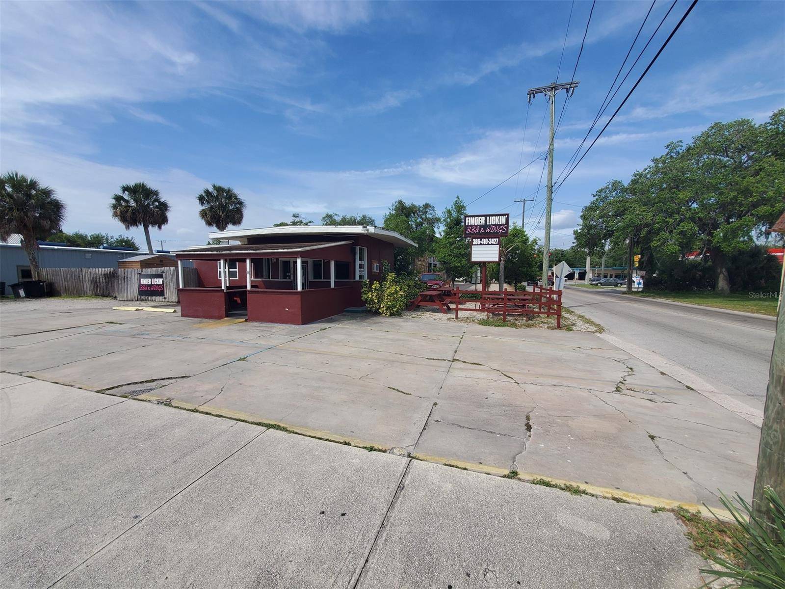 New Smyrna Beach, FL 32168,218 N Orange ST