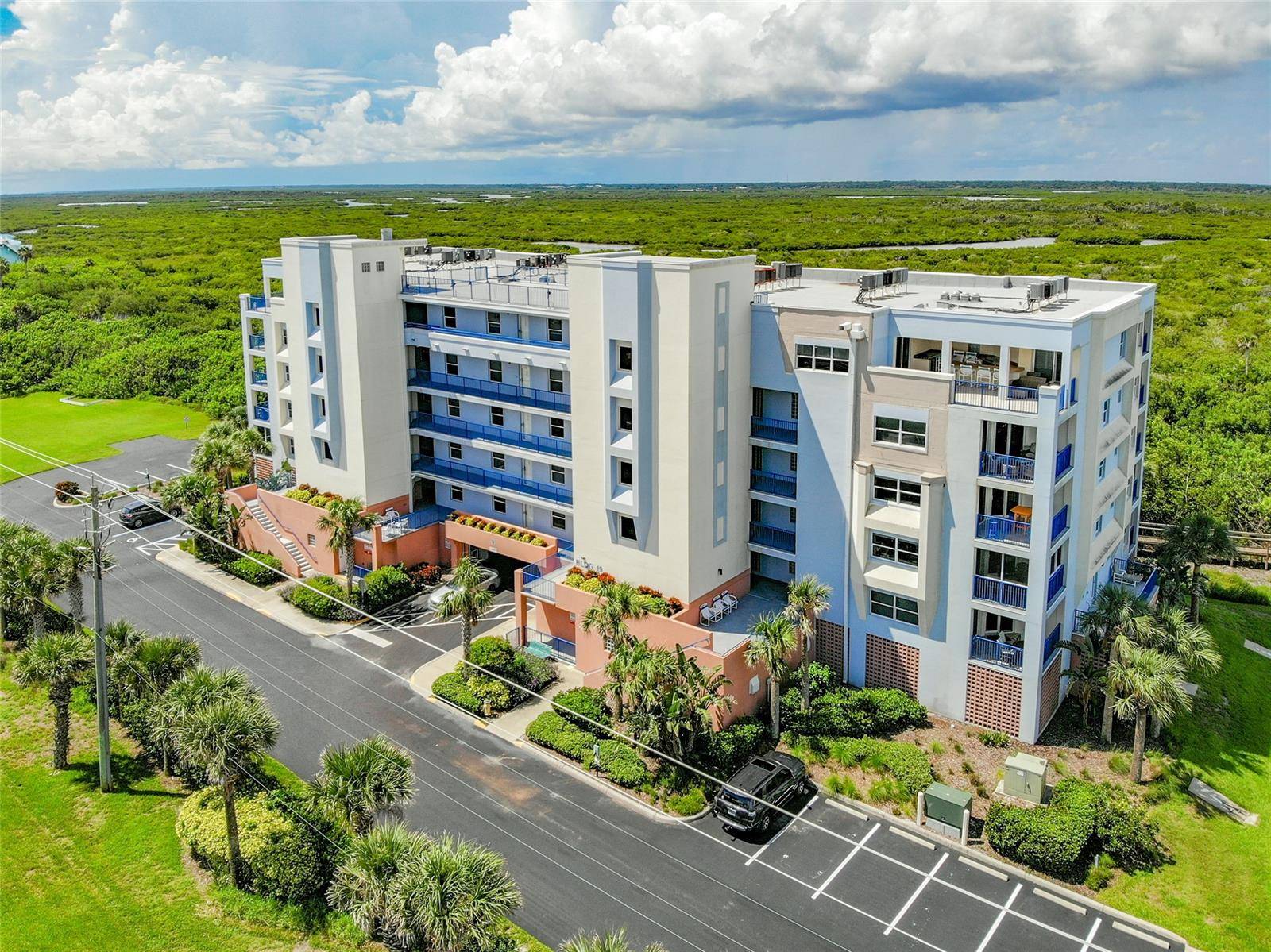 New Smyrna Beach, FL 32169,5300 S Atlantic AVE #19-203