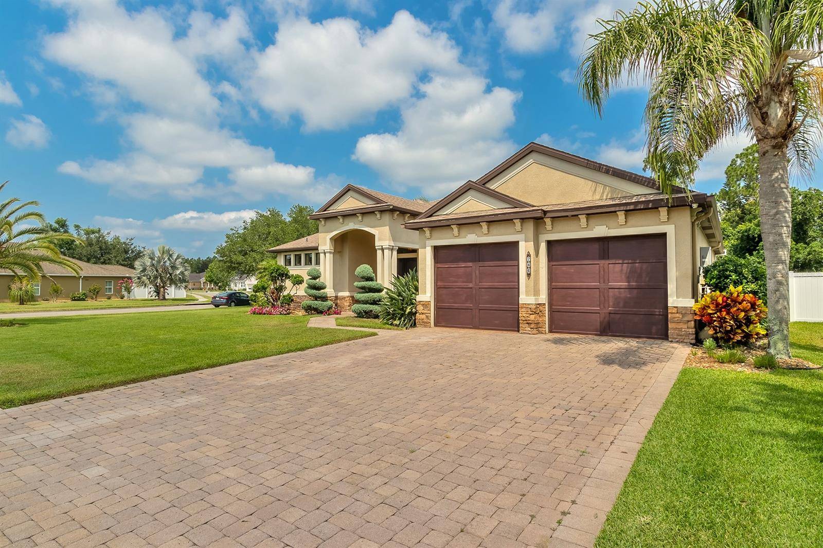 New Smyrna Beach, FL 32168,746 Grape Ivy LN