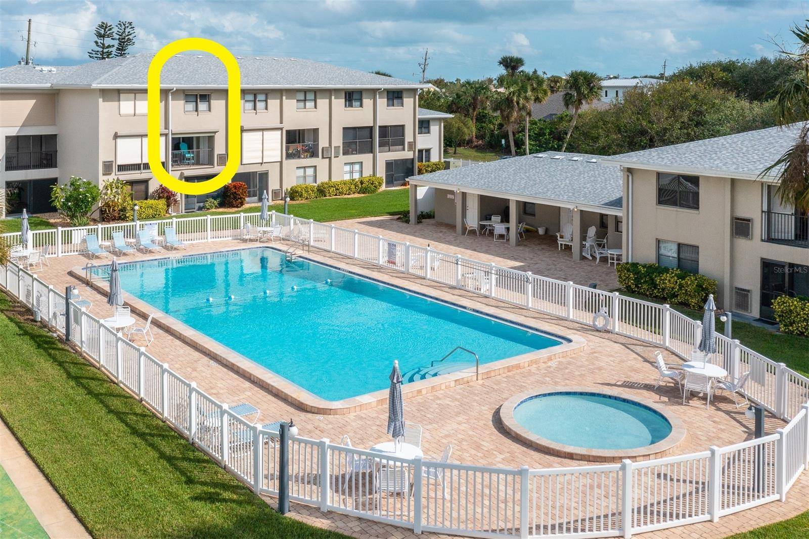 New Smyrna Beach, FL 32169,2100 N Peninsula AVE #216