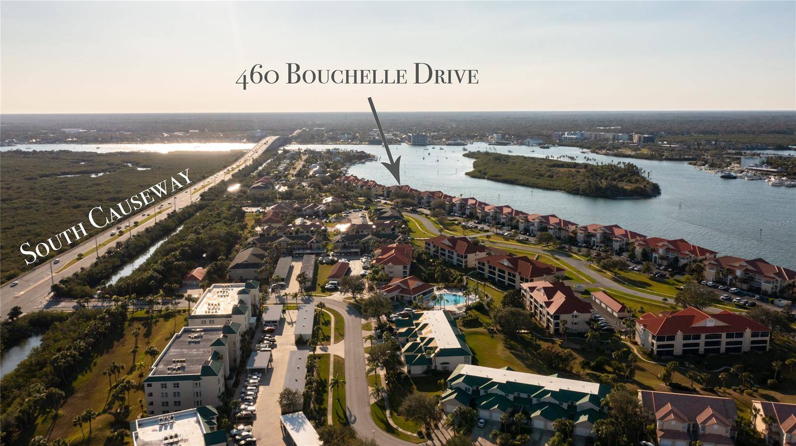 New Smyrna Beach, FL 32169,460 Bouchelle DR #101