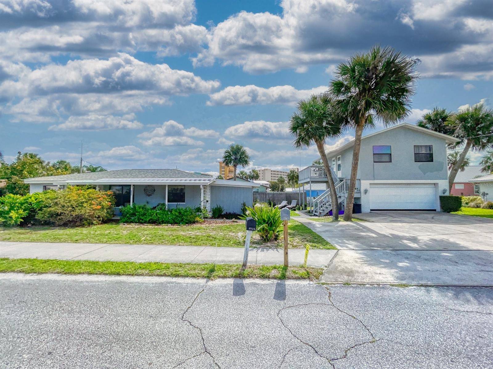 New Smyrna Beach, FL 32169,603 N Pine ST