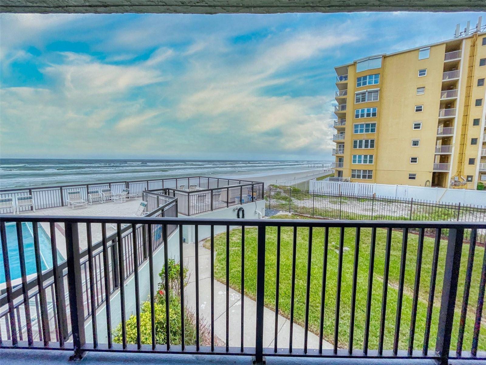 New Smyrna Beach, FL 32169,3405 S ATLANTIC AVE #204