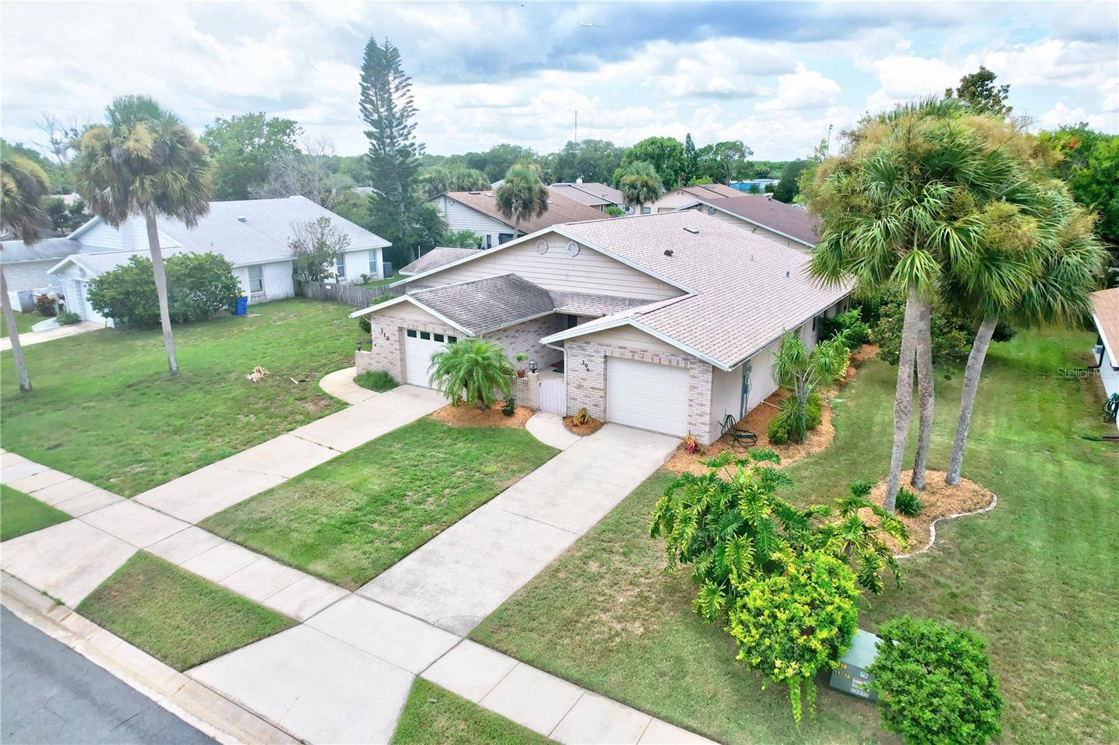 Edgewater, FL 32132,306 PARADISE LN