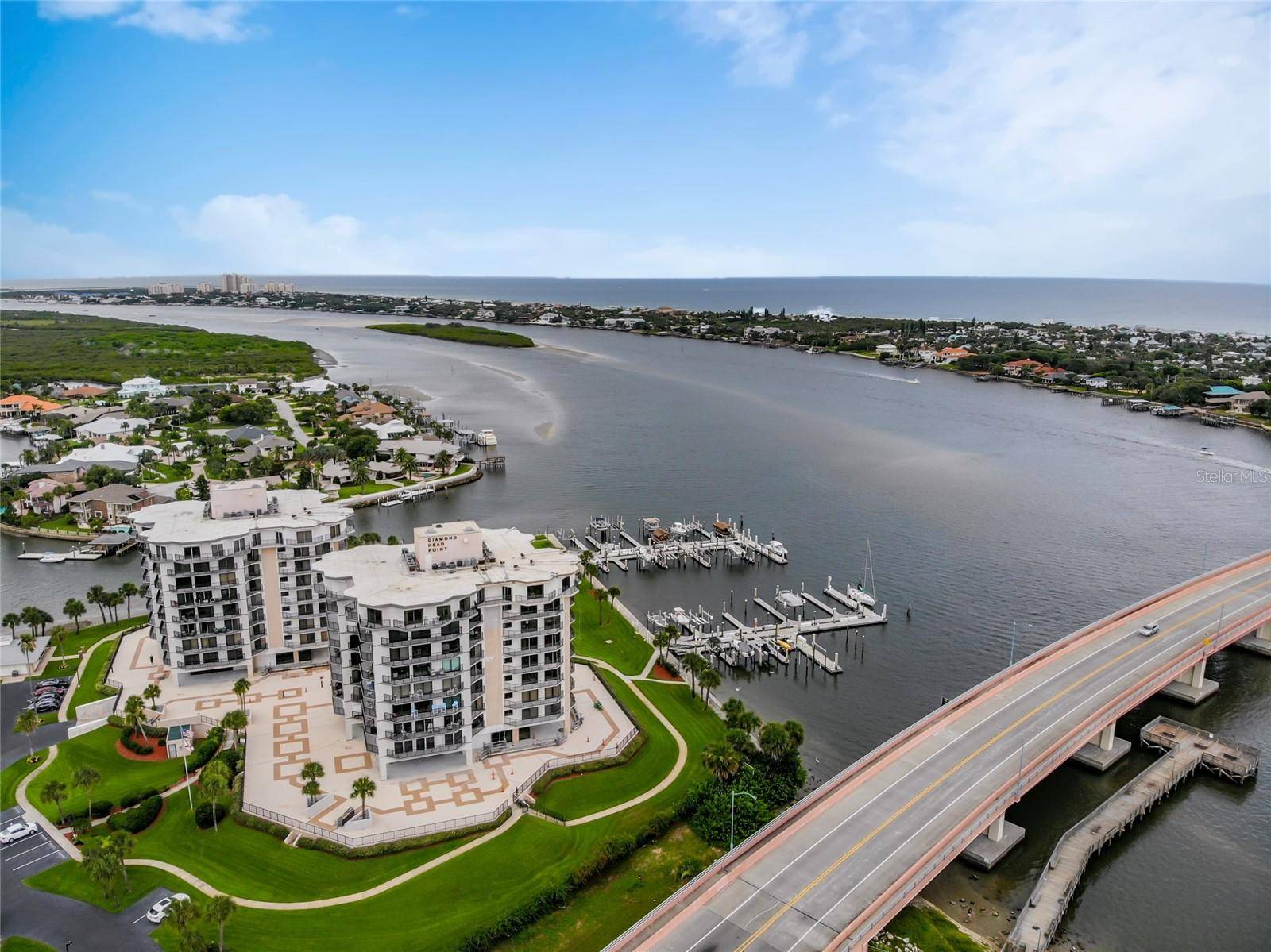 New Smyrna Beach, FL 32169,501 N CAUSEWAY #405