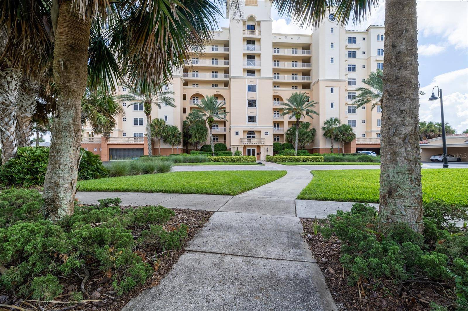 New Smyrna Beach, FL 32169,253 MINORCA BEACH WAY #803