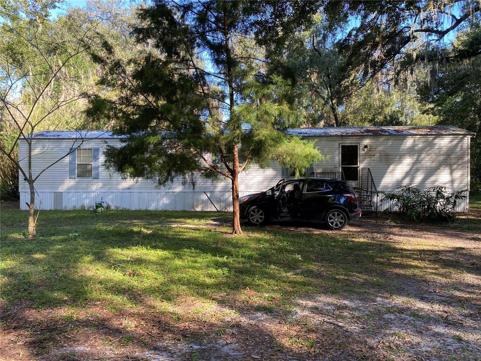 Palatka, FL 32177,5114 SILVER LAKE DR