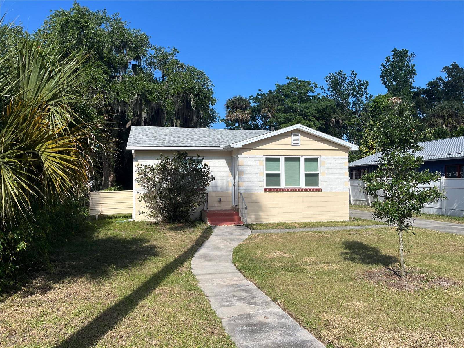 New Smyrna Beach, FL 32168,727 DOUGHERTY ST