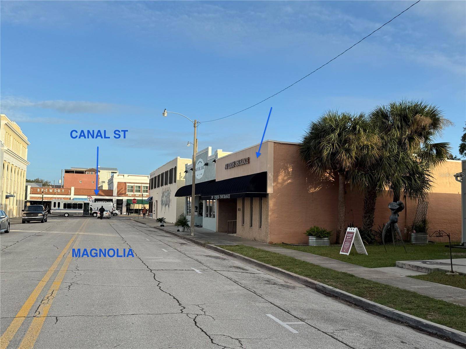 New Smyrna Beach, FL 32168,109 MAGNOLIA ST