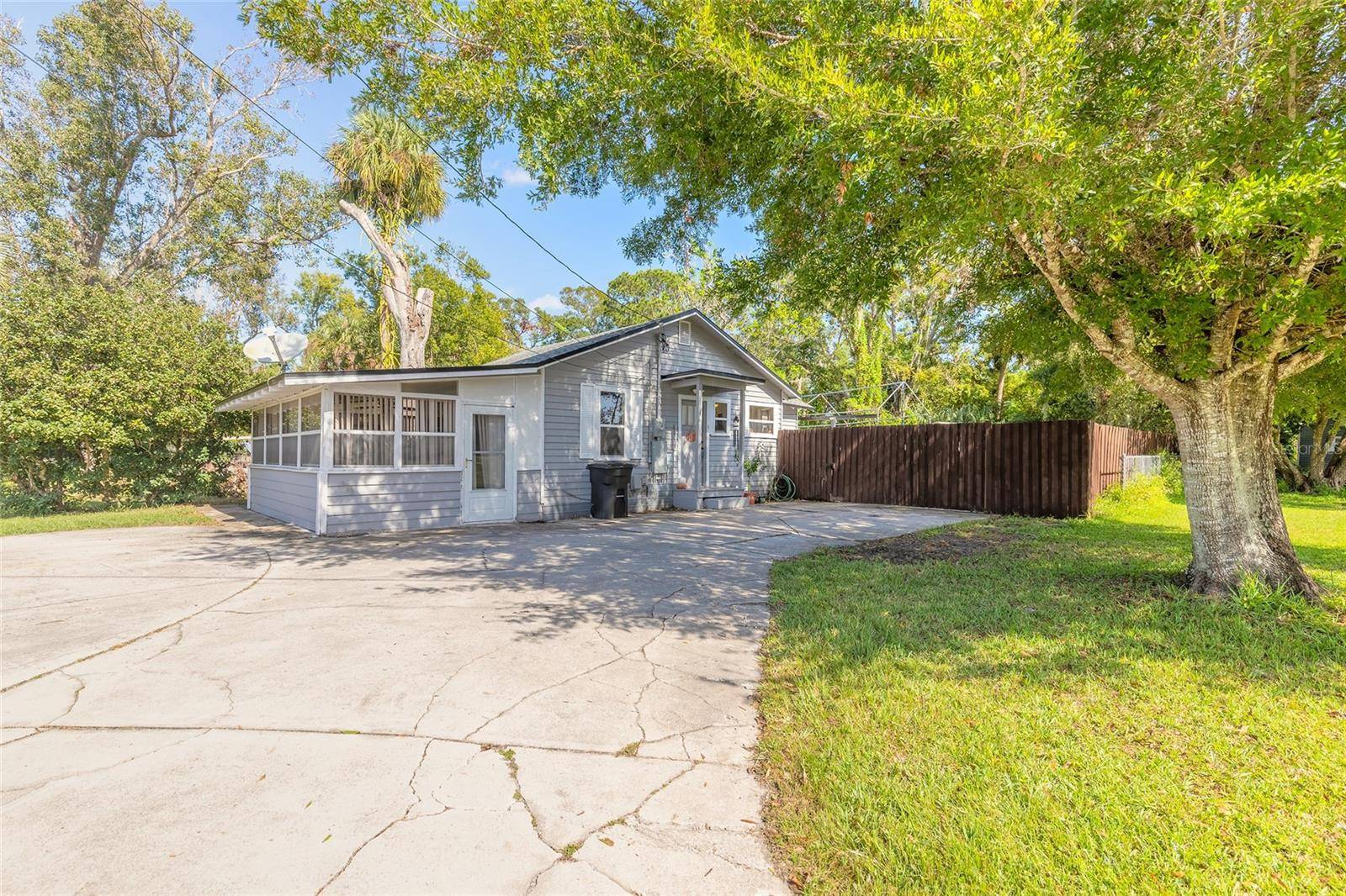 New Smyrna Beach, FL 32168,1873 PIONEER TRL