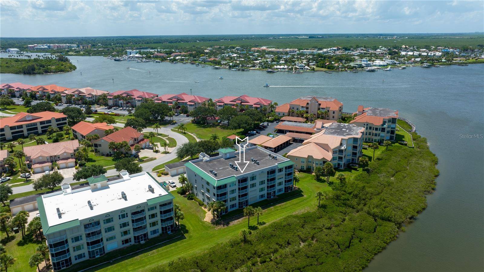 New Smyrna Beach, FL 32169,432 BOUCHELLE DR #403