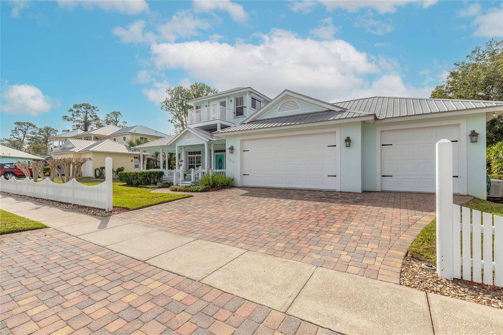 New Smyrna Beach, FL 32168,2817 BAY SIDE DR