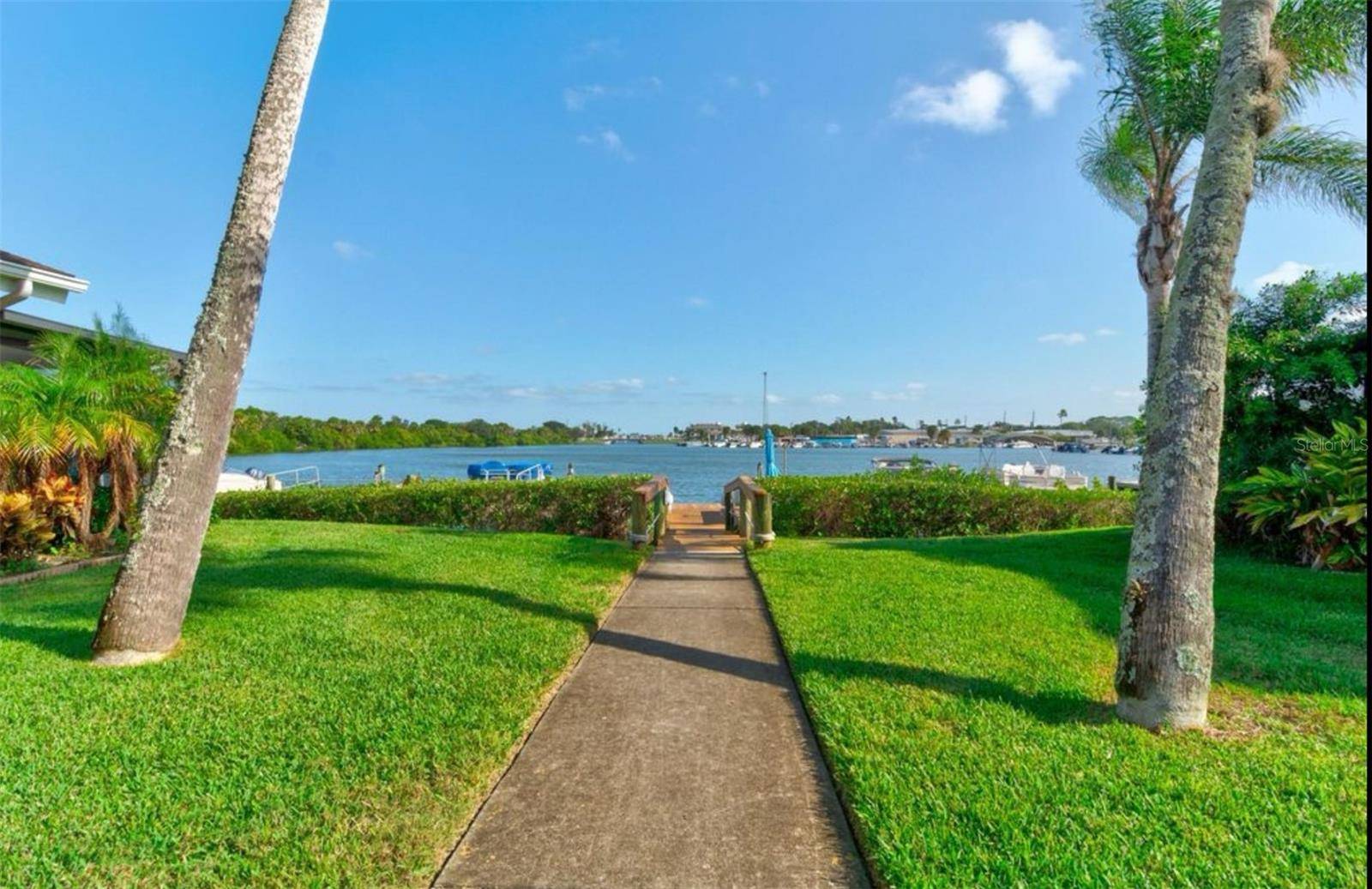 New Smyrna Beach, FL 32169,113 LAGOON CT