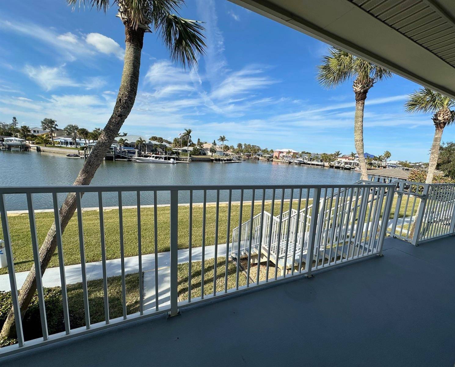 New Smyrna Beach, FL 32169,335 N CAUSEWAY #H23