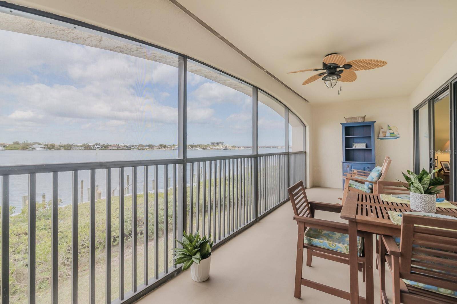 New Smyrna Beach, FL 32169,456 BOUCHELLE DR #202