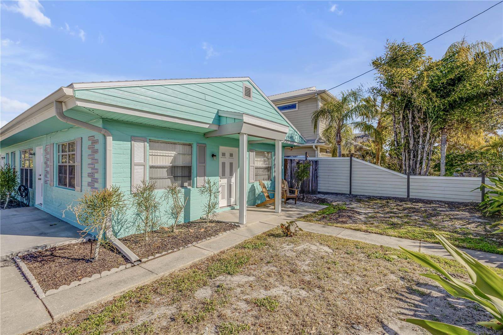 New Smyrna Beach, FL 32169,407 S COOPER ST #1 / 2