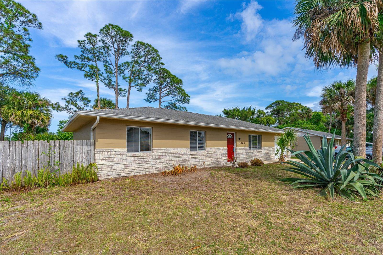 Edgewater, FL 32132,1043 BEULAH DR
