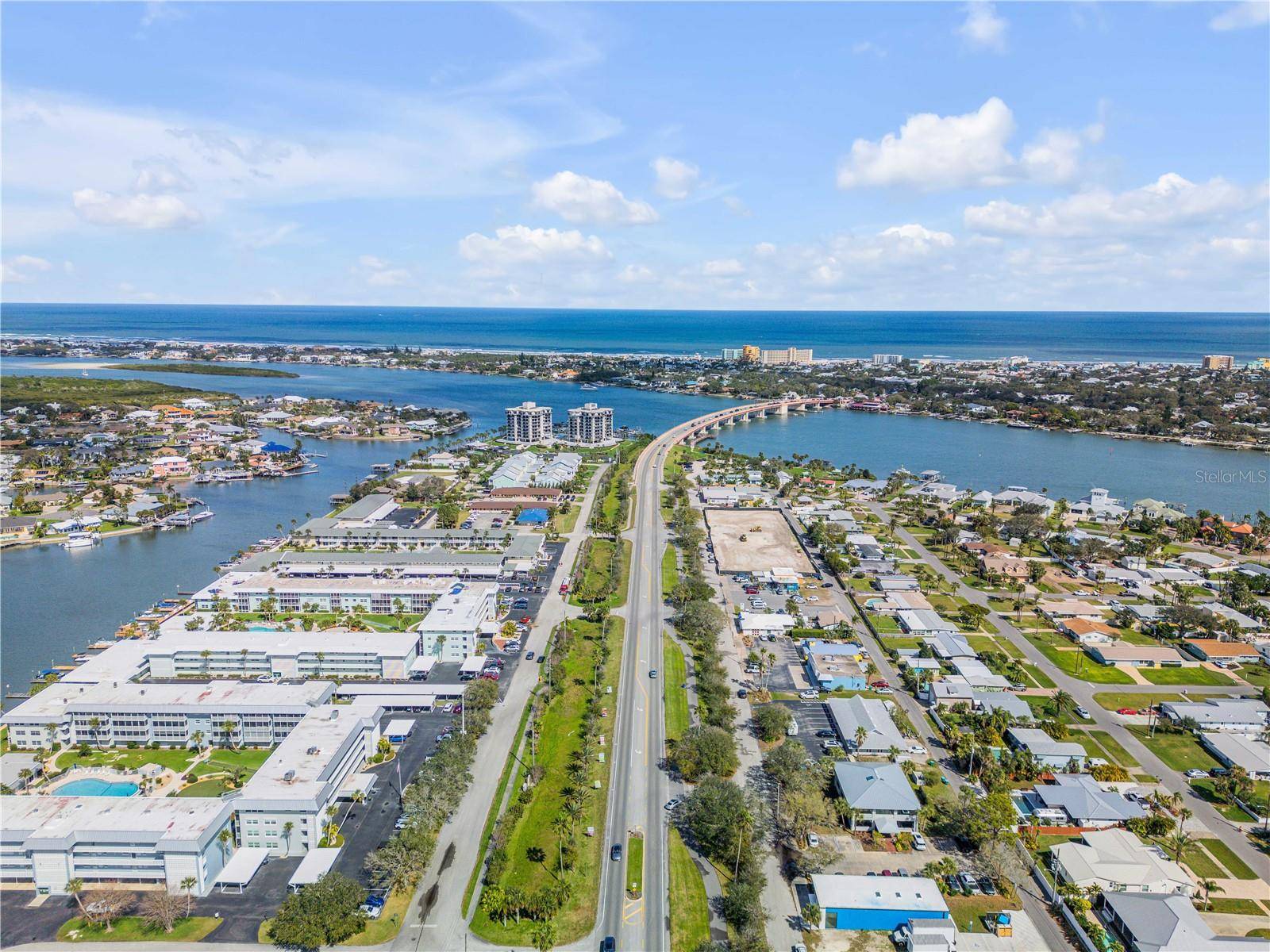 New Smyrna Beach, FL 32169,325 N CAUSEWAY #B101