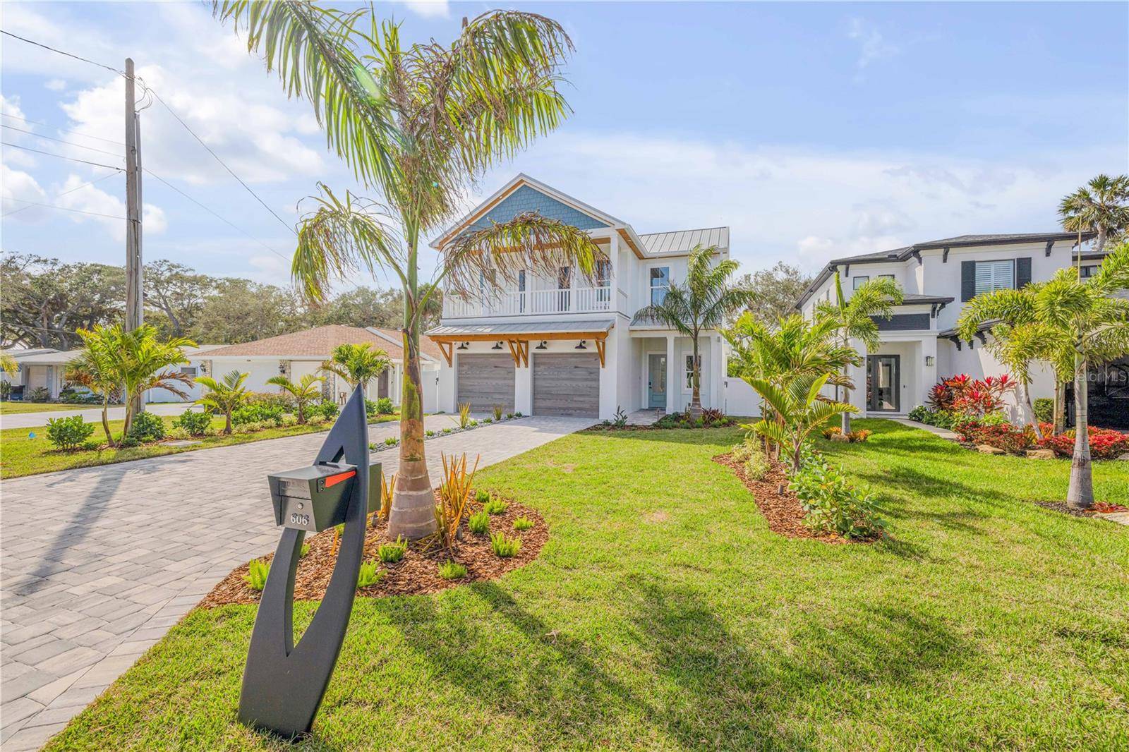 New Smyrna Beach, FL 32169,606 YUPON AVE