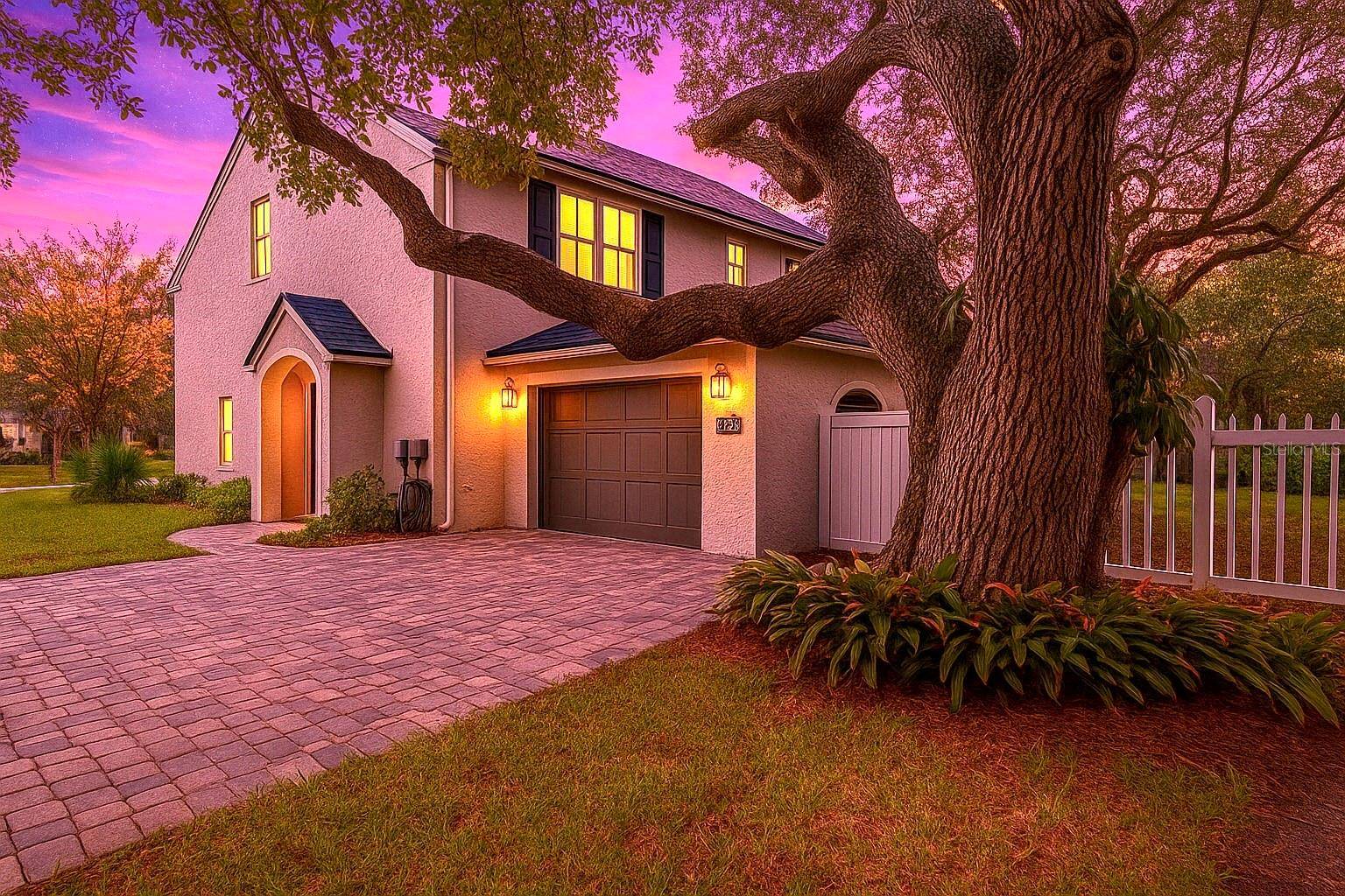 New Smyrna Beach, FL 32169,111 ESTHER ST