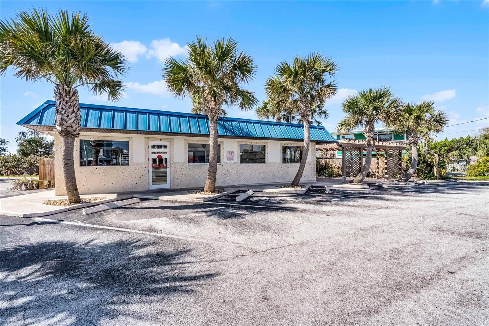 New Smyrna Beach, FL 32169,819 A1A