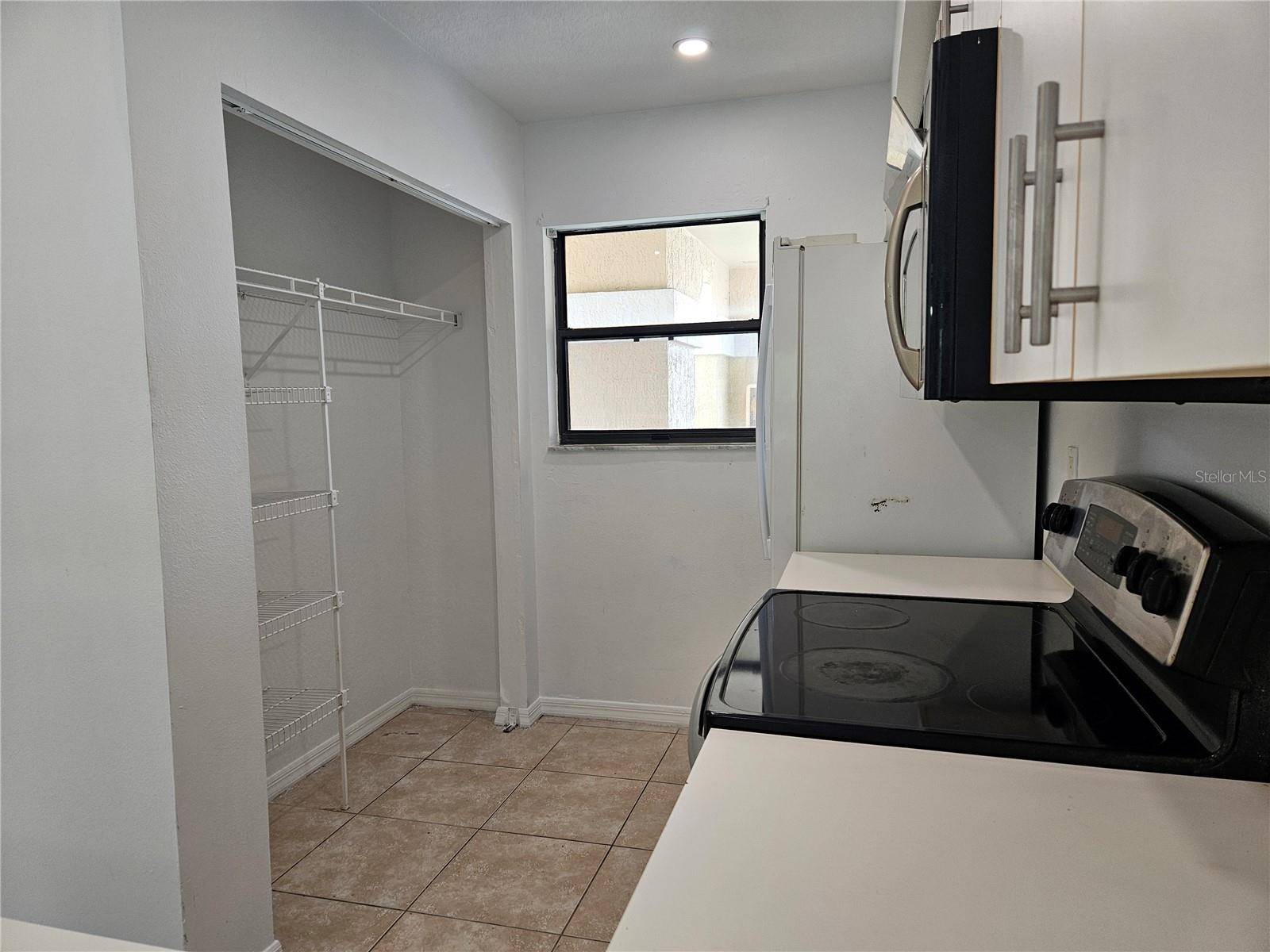 New Smyrna Beach, FL 32169,404 BOUCHELLE DR #103