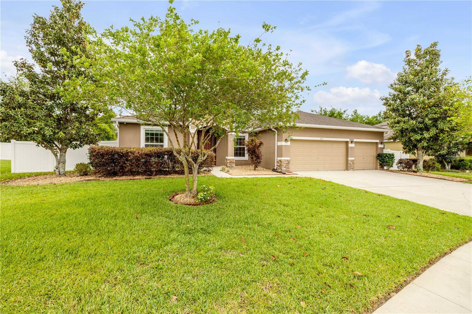 Deltona, FL 32725,1457 DAYSTAR LN