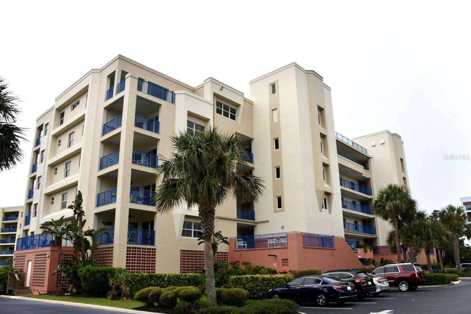 New Smyrna Beach, FL 32169,5300 S ATLANTIC AVE #8-402